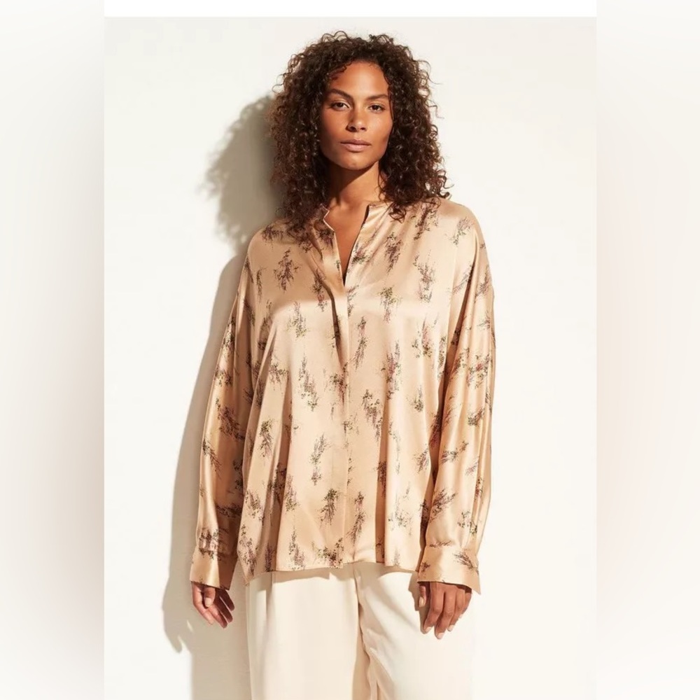🆕🚨Vince
Wisteria Popover Blouse